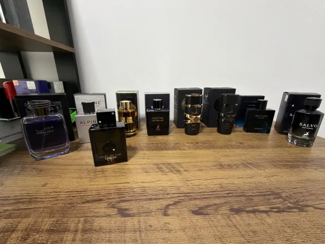 Lote de perfumes de mostruário