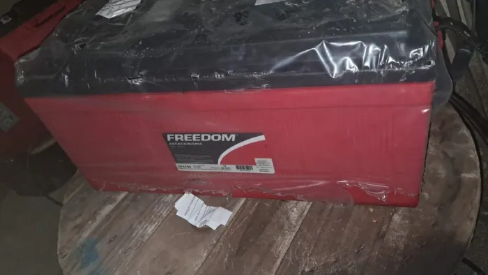Bateria Free dom 220 amp nova