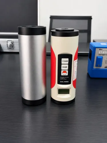 Calibrador Acústico CAL-5000 - Classe 1 (94 dB e 114 dB)
