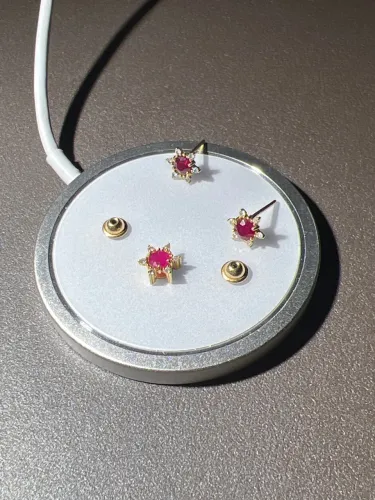 Vivara Dengosa Ouro 18k com Rubi e Diamantes
