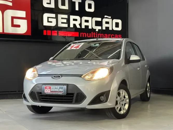 Ford Fiesta Sedan SE 1.6 8V Flex 4P 2014
