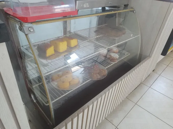Balcão quente *ELE NÃO ESQUENTA, APENAS MANTEM BEM A TEMPERATURA*