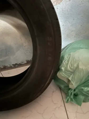 Pneus 225/60/18