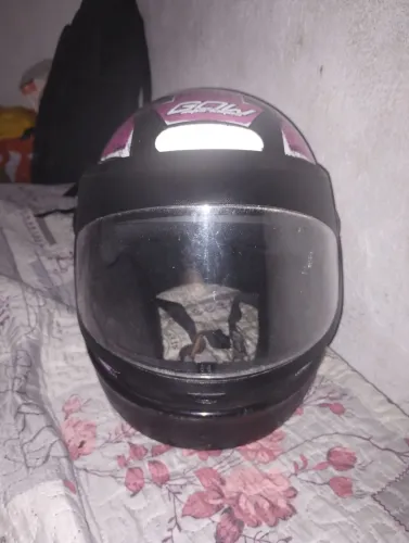 Capacete Gow Usado