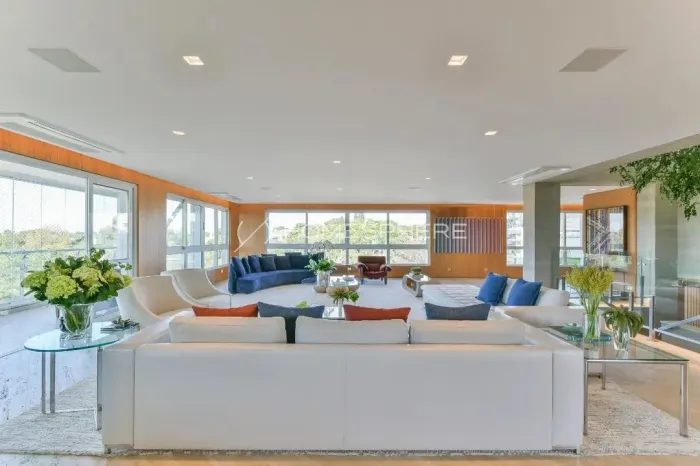 Cobertura à venda no Jardim Guedala  723 m², 4 suítes, piscina privativa e 6 vagas | Alto 