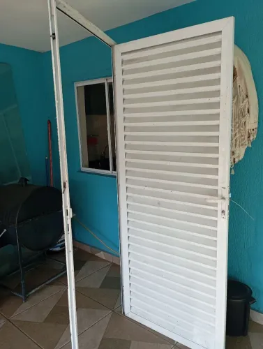 Porta alumínio branco 