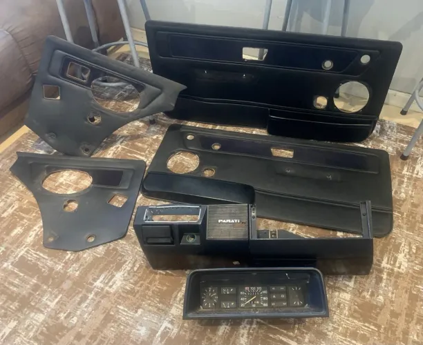 Kit acabamento Parati Ls 86/ Gol / Voyage Quadrados - Painel, forros de porta e moldura
