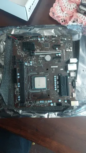 KIT GAMER PLACA B350M + 16GB DDR4 (SEM O PROCESSADOR)
