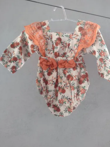 Body Shein menina 0 a 3 meses Usado poucas vezes 