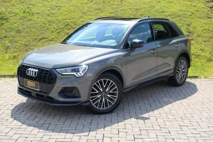 Audi Q3 SPB Perf. Black 2.0 TFSI Tipt. Quat. 2021