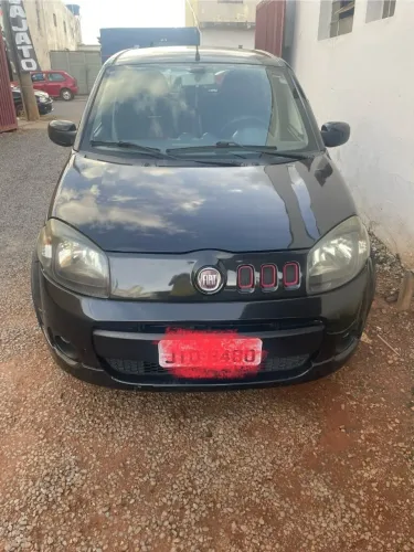 Fiat Uno Sporting 1.4 EVO Fire Flex 8V 4P 2012