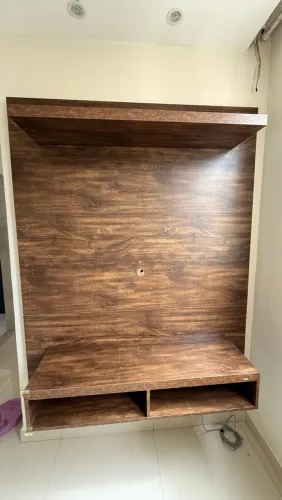 Estante Suspensa de MDF 145cm x 180cm