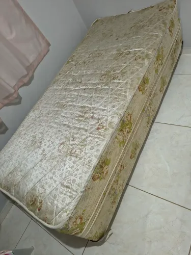 Cama de solteiro