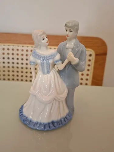 Casal em porcelana