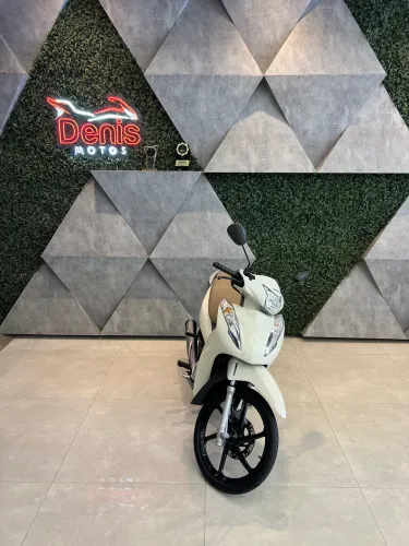 Vendo ou Troco Biz 125 Ex 2018.