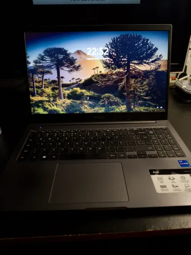 Samsung book i7 11g