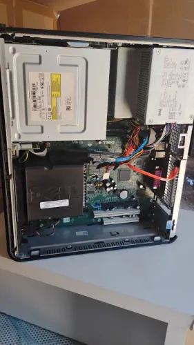 Pc Dell para retirada de peças