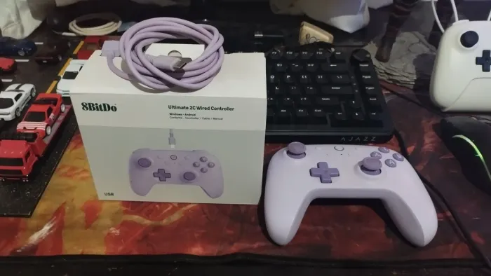 Controle 8BitDo Ultimate 2C Wired Controller