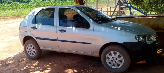 Fiat Palio 1.0 Celebr. Economy F.flex 8V 2P 2013
