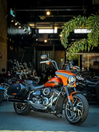 HARLEY-DAVIDSON SPORT GLIDE FL SB 22.000 KM
