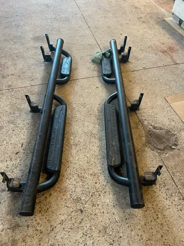 Estribo S10 2025/2026 Original