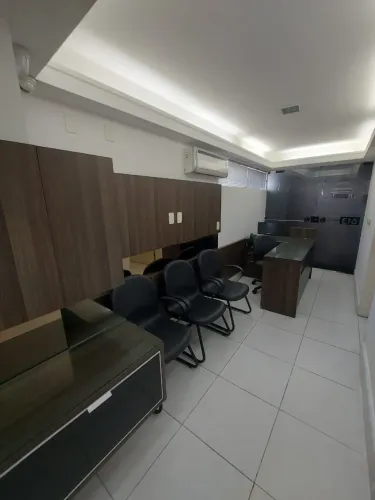 Excelente Sala Comercial na melhor localização da Epitácio Pessoa!