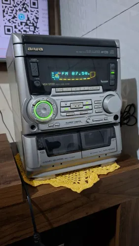 Som da aiwa não tem as caixas