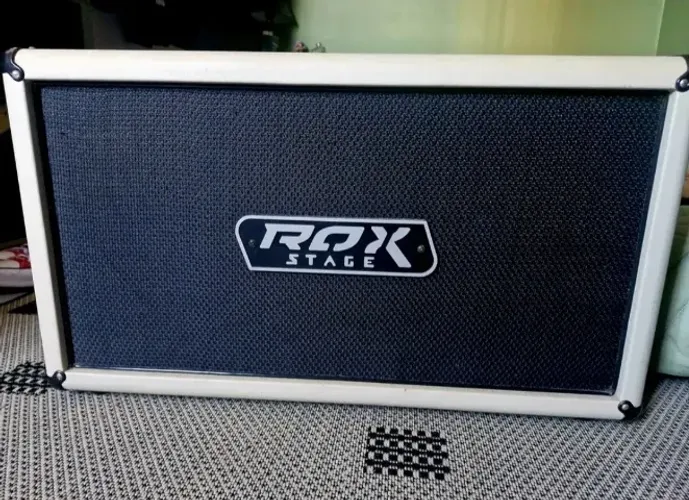 GABINETE ROXSTAGE GUITARRA 2X12