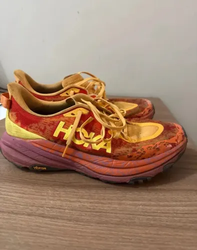 Hoka speedgoat 6