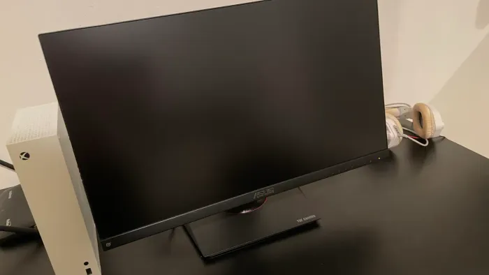 Monitor Asus Tuf gaming 144 Hz