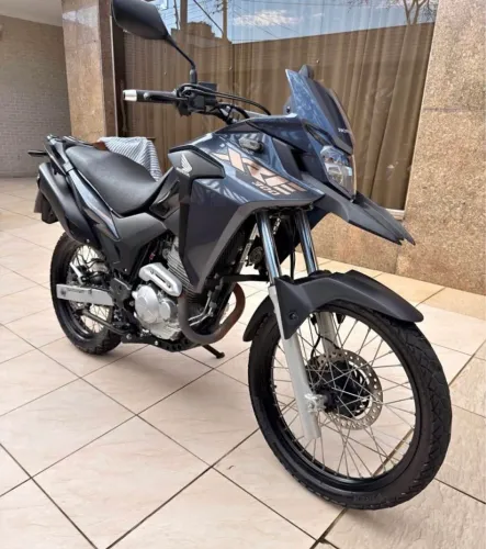 XRE 300 2022