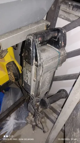 Martelo Demolidor Makita 1470 W