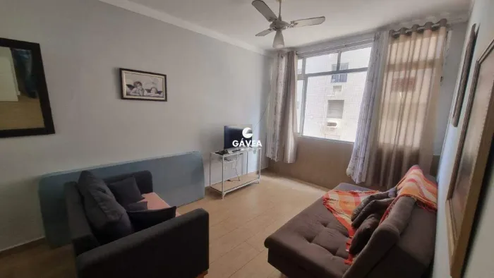 Apartamento à venda no Pompéia em Santos.