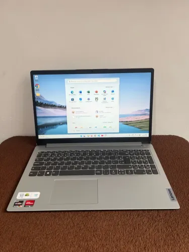 Notebook Lenovo com placa de video - RYZEN 5