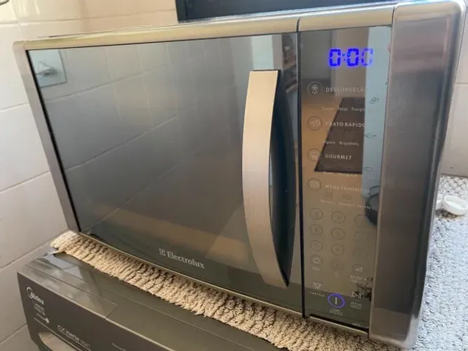 Microondas Electrolux 31L