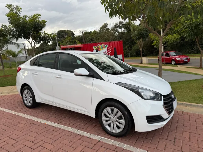 Hyundai HB20S C.plus/c.style1.0 Flex 12V Mec. 4P 2018