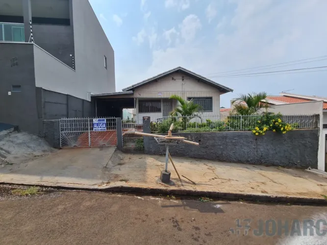 Casa Residencial com 2 quartos para alugar por R$ 1000.00, 73.50 m2 - VILA AGARI - APUCARA