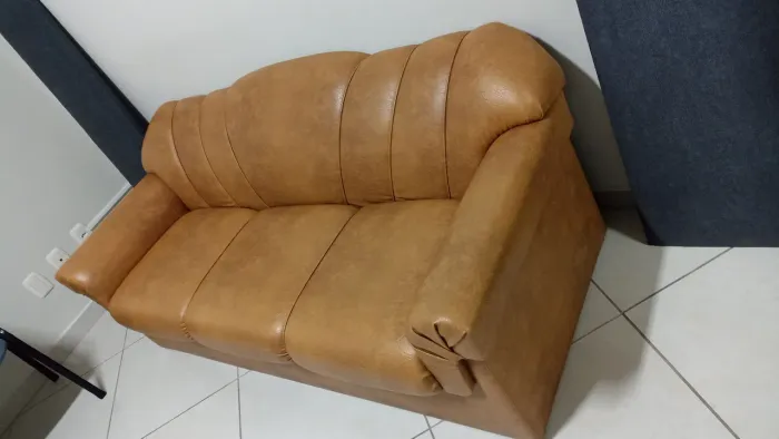 Sofá 3 lugares estado de novo