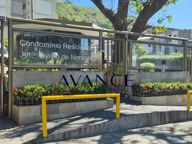 Condomínio da Marinha - Santa Rosa. Niterói-RJ. Venda - R$ 220.000