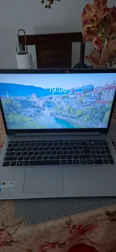 Notebook lenovo