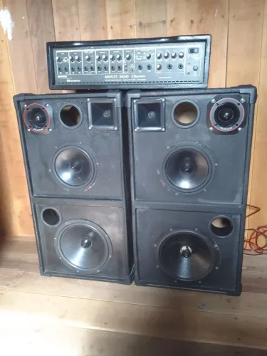 Caixas de Som com Amplificador 