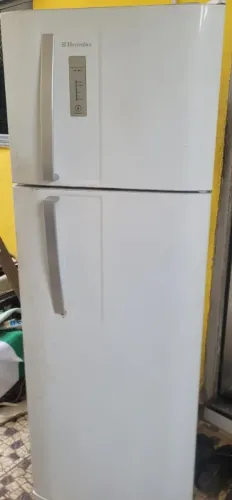 Geladeira frost free 
