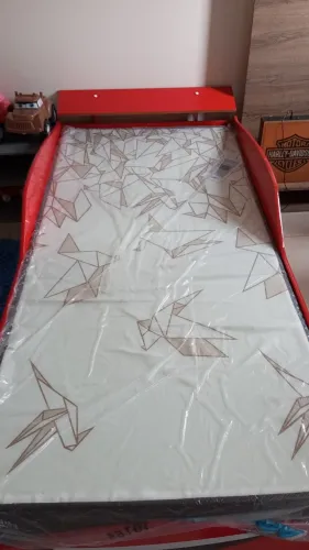 ? VENDO CAMA INFANTIL COM COLCHÃO - ÓTIMO ESTADO 