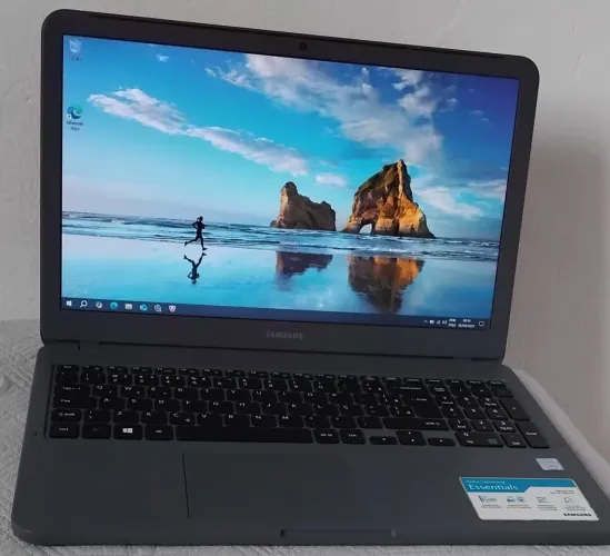 Notebook Samsung Essentials Core i3 SSD Nvme 128GB 4GB Ram Nota Fiscal Não Abaixo valor