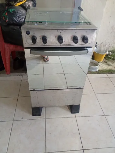 Fogão inox 4 bocas excelente