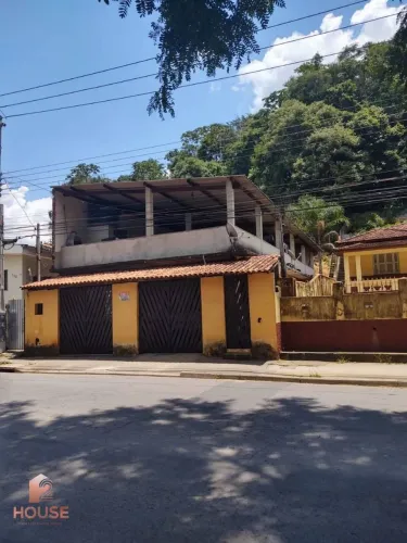 Casa com 3 dormitórios à venda, 200 m² por R$ 691.000,00 - Lanificio - Santa Isabel/SP