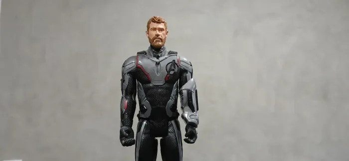 Boneco Thor avengers 30cm hasbro