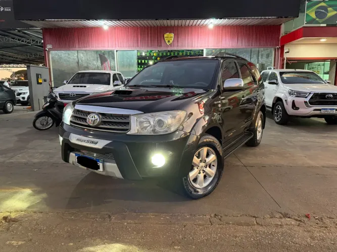 Toyota Hilux SW4 SRV D4-d 4X4 3.0 TDI Dies. AUT 2006