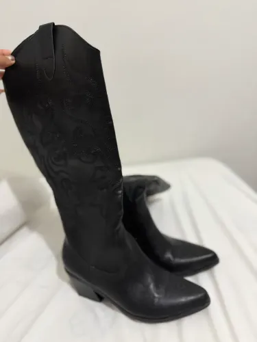 Bota Texana Preta Cano Alto SHEIN