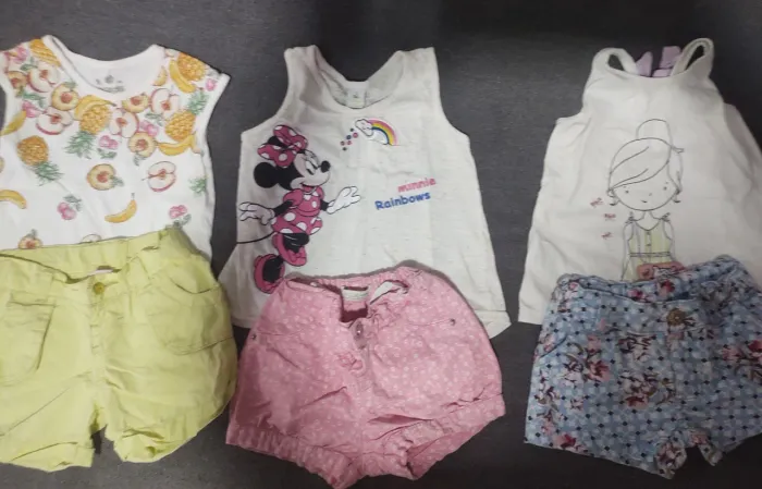 50 peças de roupas de menina 3/4 anos lote 